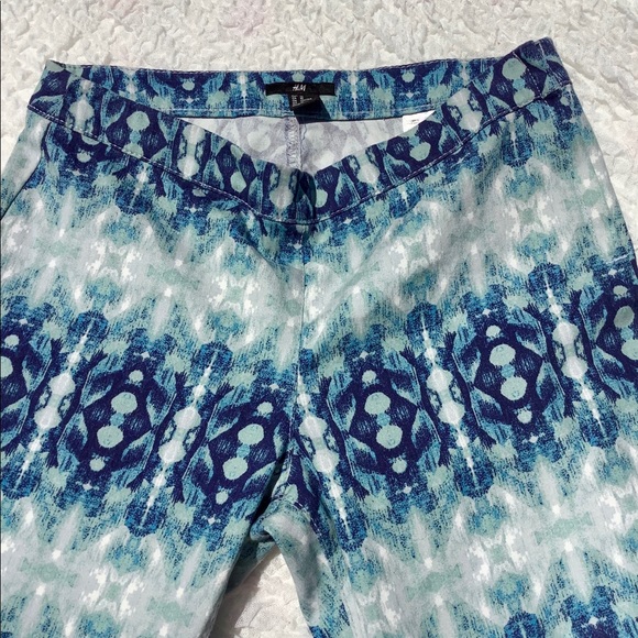 VTG H&M ❄️ Print Side Zip Ankle Crop Slacks Pants - Picture 4 of 15